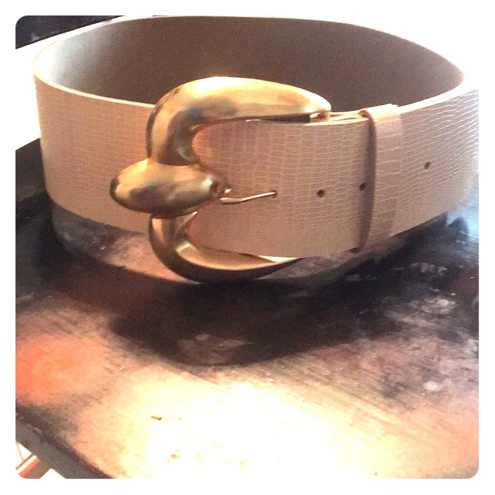 Vintage Beige snake print belt ✨
